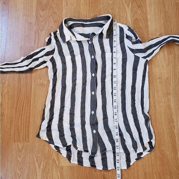 BP "The Perfect Shirt" Striped Button Down - size XS in Black/White - Picture 15 of 16